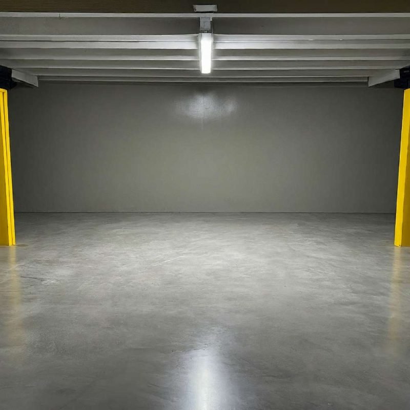 Microcement-Polished-Garage-Dark-Grey